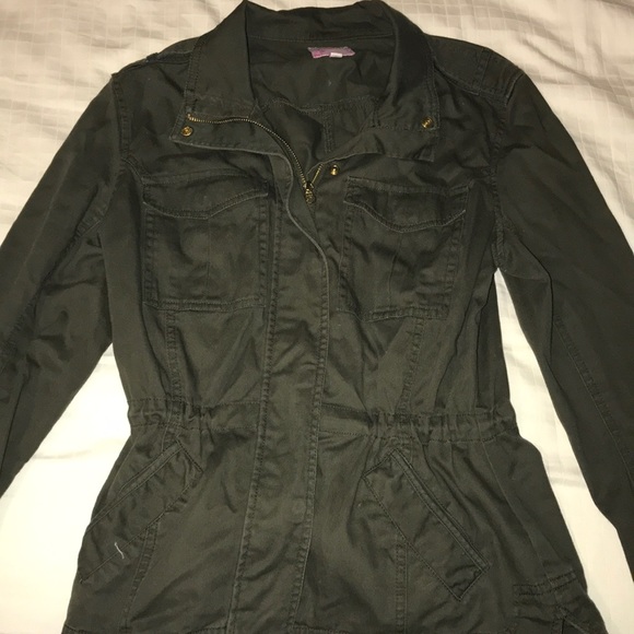 Candie's Jackets & Blazers - Army green spring jacket